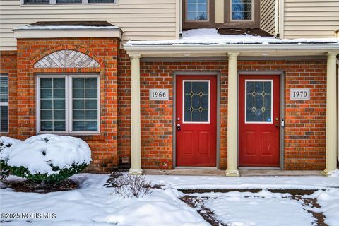 Tiny photo for 1966 Devinci Drive # B201, Toledo, OH 43615 (MLS # 10002056)