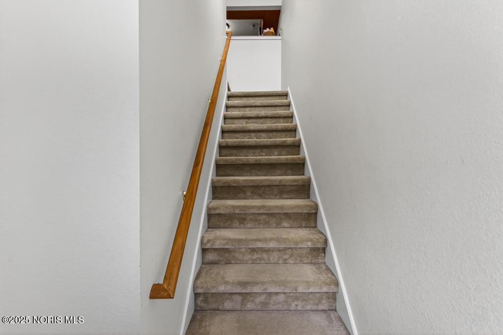 1966 Devinci Drive # B201