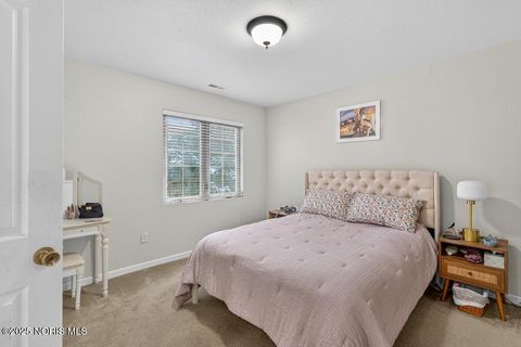 Tiny photo for 1966 Devinci Drive # B201, Toledo, OH 43615 (MLS # 10002056)