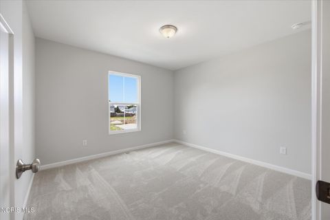 Tiny photo for 454 Cody Drive, Oregon, OH 43616 (MLS # 10010779)