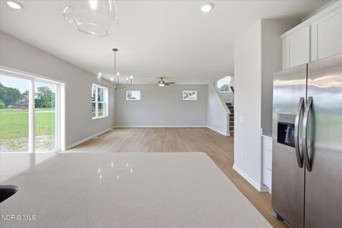 Tiny photo for 454 Cody Drive, Oregon, OH 43616 (MLS # 10010779)