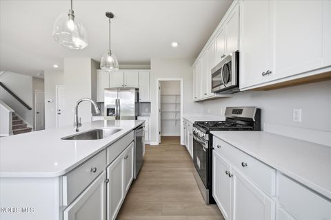 Tiny photo for 454 Cody Drive, Oregon, OH 43616 (MLS # 10010779)