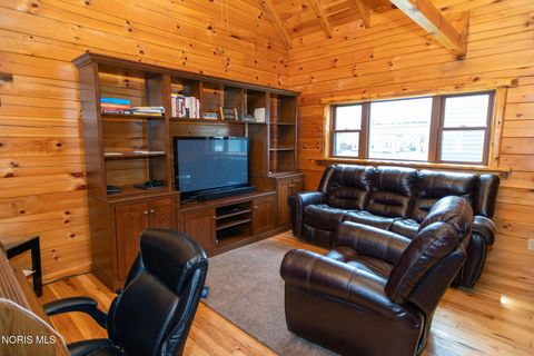 Tiny photo for 208 Stevens Street, Kenton, OH 43326 (MLS # 10006325)