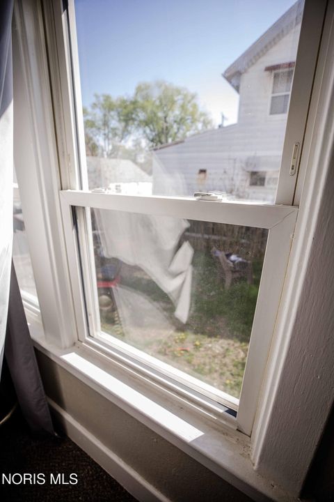 Tiny photo for 1806 Marne Avenue, Toledo, OH 43613 (MLS # 10006741)