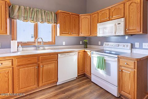 Tiny photo for 1566 N Redhawk Drive, Perrysburg, OH 43551 (MLS # 10001877)