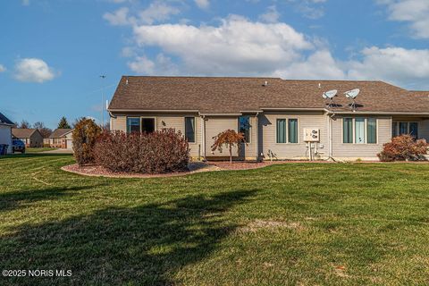 Tiny photo for 1566 N Redhawk Drive, Perrysburg, OH 43551 (MLS # 10001877)