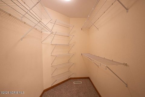 Tiny photo for 1566 N Redhawk Drive, Perrysburg, OH 43551 (MLS # 10001877)