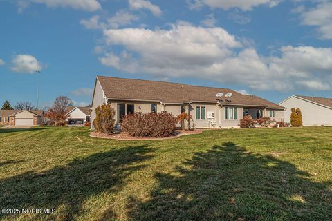 Tiny photo for 1566 N Redhawk Drive, Perrysburg, OH 43551 (MLS # 10001877)