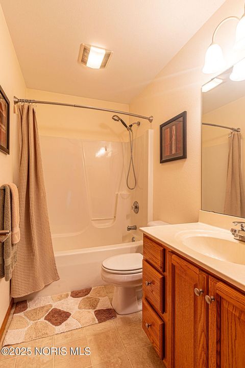 Tiny photo for 1566 N Redhawk Drive, Perrysburg, OH 43551 (MLS # 10001877)