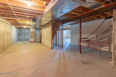 Tiny photo for 1566 N Redhawk Drive, Perrysburg, OH 43551 (MLS # 10001877)