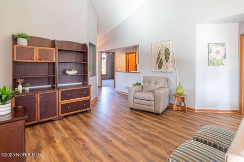 Tiny photo for 1566 N Redhawk Drive, Perrysburg, OH 43551 (MLS # 10001877)