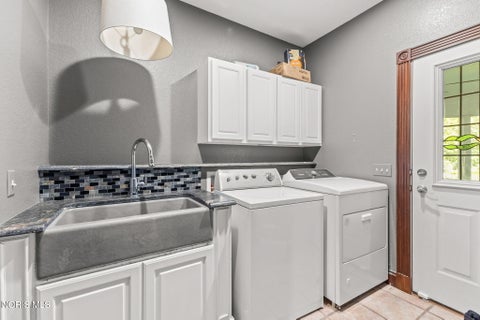 Tiny photo for 30185 Hickory Hill Drive, Perrysburg, OH 43551 (MLS # 10014261)