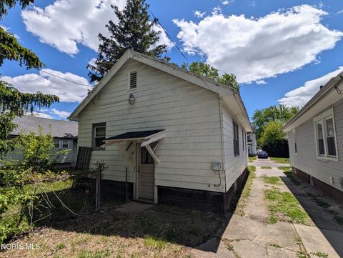 Tiny photo for 1814 Marlow Road, Toledo, OH 43613 (MLS # 10007781)