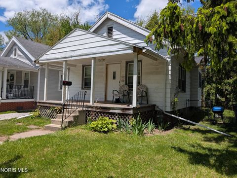 Tiny photo for 1814 Marlow Road, Toledo, OH 43613 (MLS # 10007781)