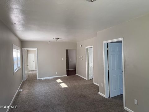 Tiny photo for 442 Walbridge Avenue, Toledo, OH 43609 (MLS # 10007637)
