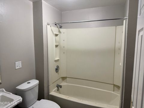 Tiny photo for 442 Walbridge Avenue, Toledo, OH 43609 (MLS # 10007637)