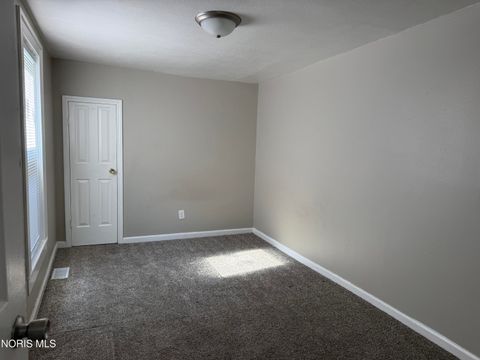 Tiny photo for 442 Walbridge Avenue, Toledo, OH 43609 (MLS # 10007637)