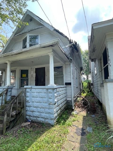 1024 Earl Street