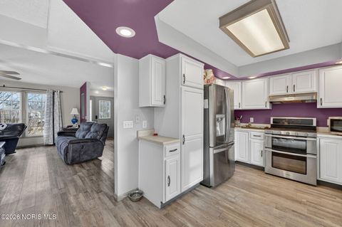 Tiny photo for 3952 Dalling Drive, Northwood, OH 43619 (MLS # 10003066)