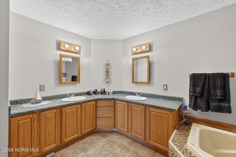 Tiny photo for 3952 Dalling Drive, Northwood, OH 43619 (MLS # 10003066)