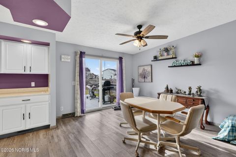 Tiny photo for 3952 Dalling Drive, Northwood, OH 43619 (MLS # 10003066)