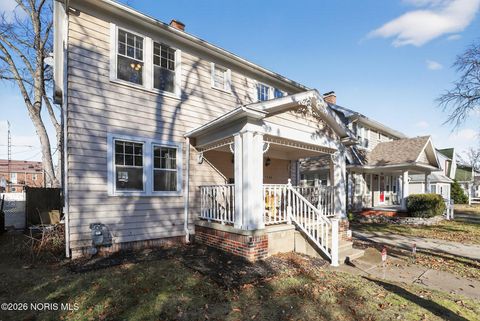 Tiny photo for 2340 Georgetown Avenue, Toledo, OH 43613 (MLS # 10002718)