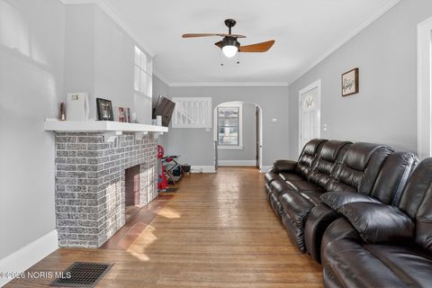 Tiny photo for 2340 Georgetown Avenue, Toledo, OH 43613 (MLS # 10002718)