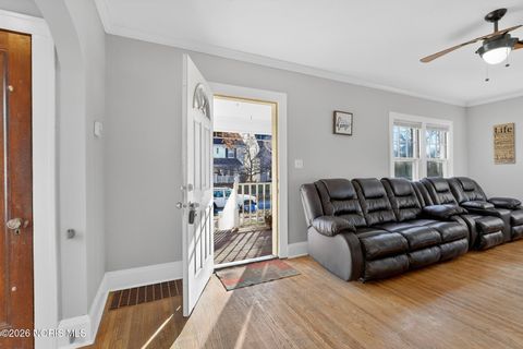 Tiny photo for 2340 Georgetown Avenue, Toledo, OH 43613 (MLS # 10002718)