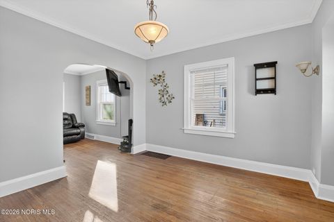 Tiny photo for 2340 Georgetown Avenue, Toledo, OH 43613 (MLS # 10002718)