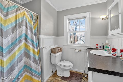 Tiny photo for 2340 Georgetown Avenue, Toledo, OH 43613 (MLS # 10002718)