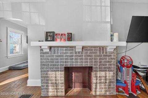 Tiny photo for 2340 Georgetown Avenue, Toledo, OH 43613 (MLS # 10002718)