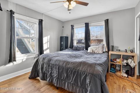 Tiny photo for 2340 Georgetown Avenue, Toledo, OH 43613 (MLS # 10002718)