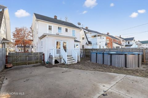 Tiny photo for 2340 Georgetown Avenue, Toledo, OH 43613 (MLS # 10002718)