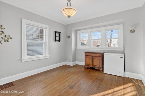 Tiny photo for 2340 Georgetown Avenue, Toledo, OH 43613 (MLS # 10002718)