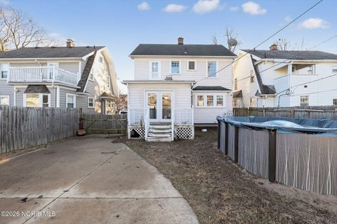 Tiny photo for 2340 Georgetown Avenue, Toledo, OH 43613 (MLS # 10002718)