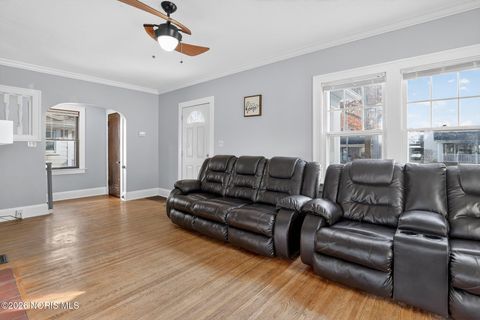 Tiny photo for 2340 Georgetown Avenue, Toledo, OH 43613 (MLS # 10002718)