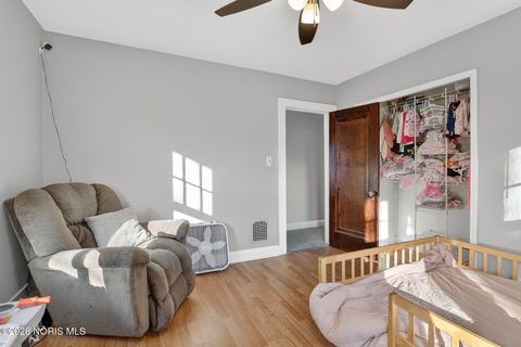 Tiny photo for 2340 Georgetown Avenue, Toledo, OH 43613 (MLS # 10002718)