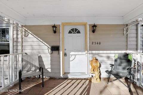 Tiny photo for 2340 Georgetown Avenue, Toledo, OH 43613 (MLS # 10002718)