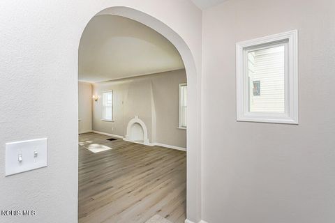 Tiny photo for 4103 Hearthstone Place, Toledo, OH 43613 (MLS # 10008460)