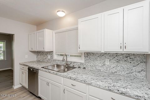 Tiny photo for 4103 Hearthstone Place, Toledo, OH 43613 (MLS # 10008460)