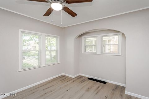 Tiny photo for 4103 Hearthstone Place, Toledo, OH 43613 (MLS # 10008460)