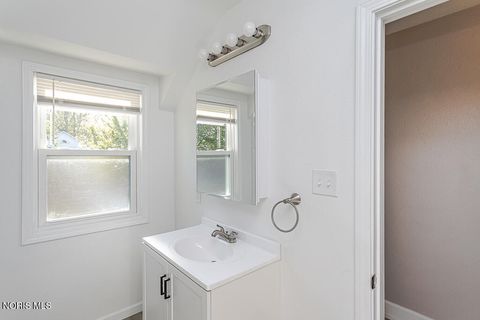 Tiny photo for 4103 Hearthstone Place, Toledo, OH 43613 (MLS # 10008460)