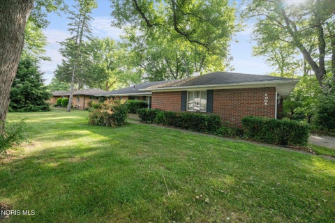 Tiny photo for 6006 Elden Dr DR, Sylvania, OH 43560 (MLS # 10011056)
