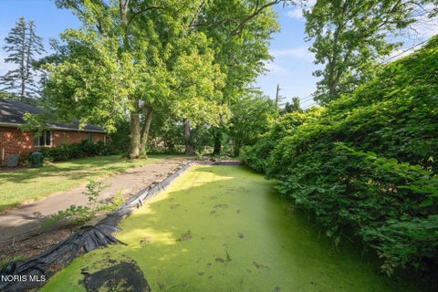 Tiny photo for 6006 Elden Dr DR, Sylvania, OH 43560 (MLS # 10011056)