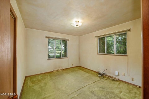 Tiny photo for 6006 Elden Dr DR, Sylvania, OH 43560 (MLS # 10011056)