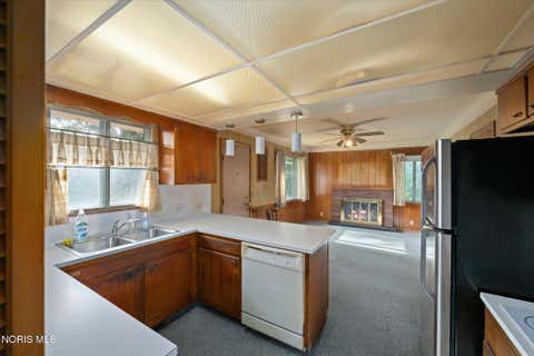 Tiny photo for 6006 Elden Dr DR, Sylvania, OH 43560 (MLS # 10011056)