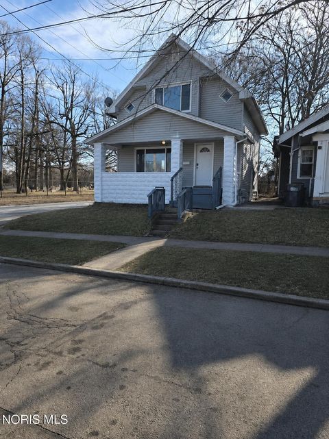 Homes For Sale - 1703 Marlow Road<br/> Toledo, OH 43613