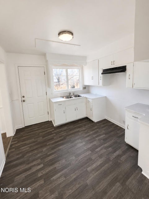 Tiny photo for 1703 Marlow Road, Toledo, OH 43613 (MLS # 10009597)