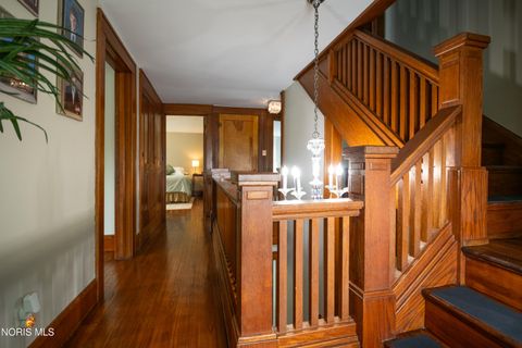 Tiny photo for 606 River Road, Maumee, OH 43537 (MLS # 10006614)