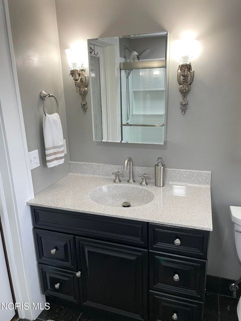 Tiny photo for 606 River Road, Maumee, OH 43537 (MLS # 10006614)